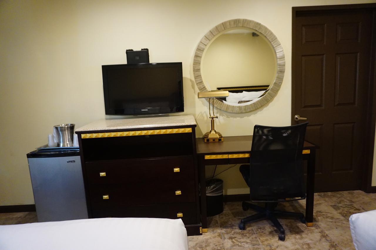 Tuscan Garden Inn Los Angeles Bagian luar foto