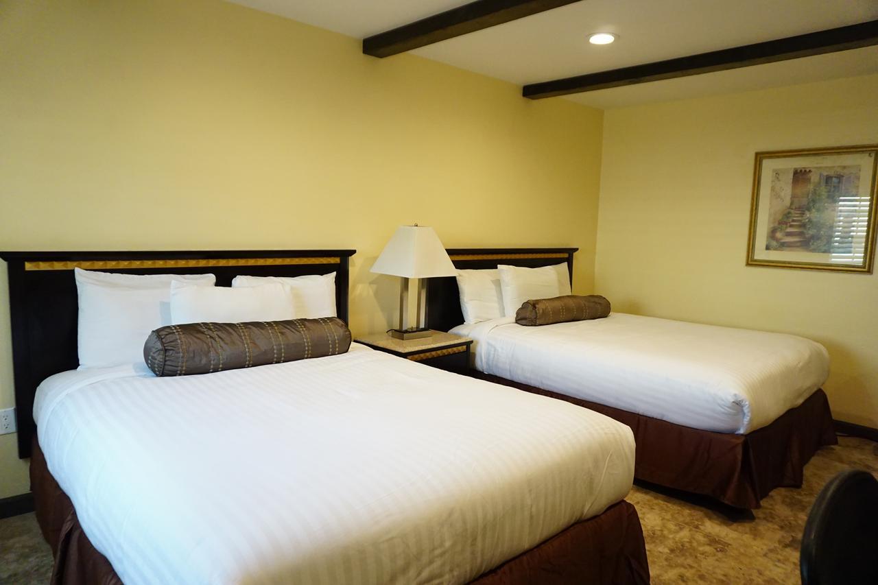 Tuscan Garden Inn Los Angeles Bagian luar foto